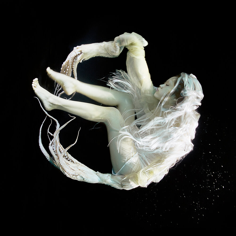 Sea Women Dance by Zena Holloway